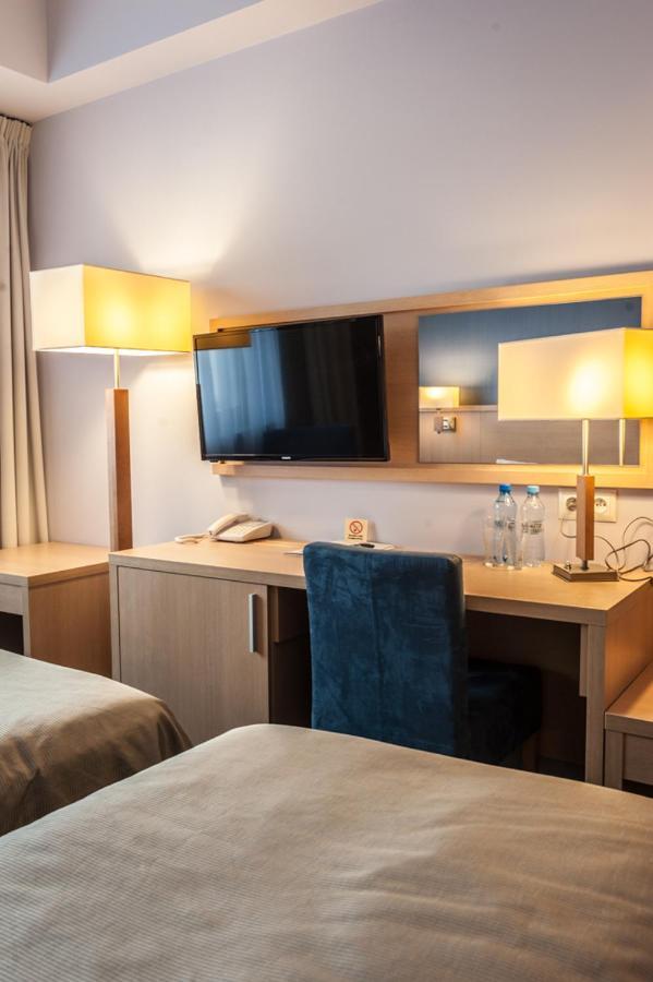 Hotel Lazur Spa & Conference Kaliszki Eksteriør bilde